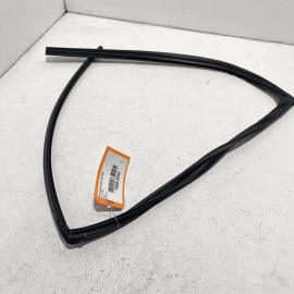 2019-2023 TOYOTA CAMRY REAR RIGHT DOOR GLASS RUN WEATHERSTRIP SEAL OEM