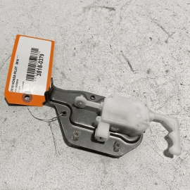 2016 - 2021 HONDA PILOT 3.5L  FUEL TANK DOOR LID LOCK RELEASE ACTUATOR OEM