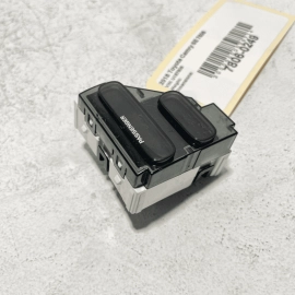 2018-2020 TOYOTA CAMRY SE DASH DASHBOARD SRS OFF SWITCH INDICATOR PASSENGER