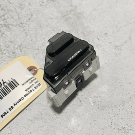 2018-2020 TOYOTA CAMRY SE DASH DASHBOARD SRS OFF SWITCH INDICATOR PASSENGER