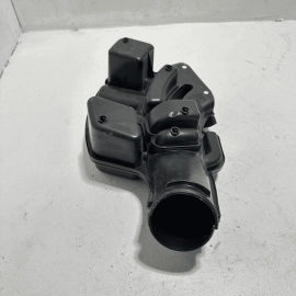 2016 - 2018 HONDA PILOT ENGINE AIR CLEANER INTAKE INLET DUCT HOSE OEM