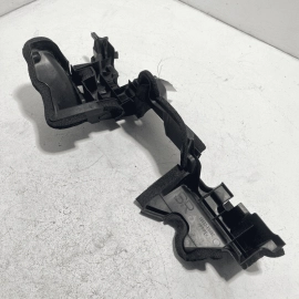 2018 - 2020 TOYOTA CAMRY 2.5L Radiator Support Air Guide Passenger Side OEM