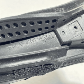 2018 - 2023 TOYOTA CAMRY FRONT RIGHT PASSENGER DOOR SEAL RUBBER WEATHERSTRI