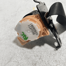 2018 - 2023 TOYOTA CAMRY REAR CENTER SEAT BELT SEATBELT RETRACTOR OEM