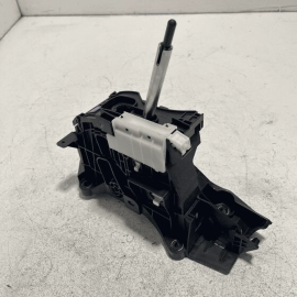 TOYOTA CAMRY 2018-2019 2.5L TRANSMISSION SHIFT SHIFTER GEAR SELECTOR LEVER 
