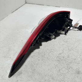 TOYOTA CAMRY 2018 - 2020 REAR RIGHT PASSENGER SIDE OUTER TAILLIGHT LAMP OEM
