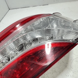 TOYOTA CAMRY 2018 - 2020 REAR RIGHT PASSENGER SIDE OUTER TAILLIGHT LAMP OEM