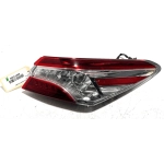 TOYOTA CAMRY 2018 - 2020 REAR RIGHT PASSENGER SIDE OUTER TAILLIGHT LAMP OEM