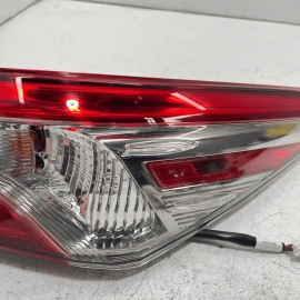 TOYOTA CAMRY 2018 - 2020 REAR RIGHT PASSENGER SIDE OUTER TAILLIGHT LAMP OEM
