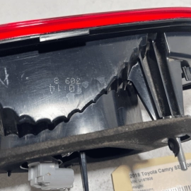 TOYOTA CAMRY 2018 - 2020 REAR RIGHT PASSENGER SIDE INNER TAILLIGHT LAMP OEM
