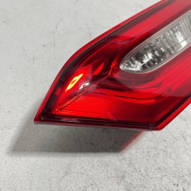 TOYOTA CAMRY 2018 - 2020 REAR RIGHT PASSENGER SIDE INNER TAILLIGHT LAMP OEM