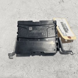 2018 - 2019 TOYOTA CAMRY TRANSCEIVER TELEMATICS COMMUNICATION MODULE W/ BRA