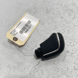 2018-2022 TOYOTA CAMRY SE TRANSMISSION GEAR SHIFT LEVER HANDLE KNOB OEM