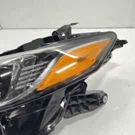 2018-2022 Toyota Camry L LE SE Left Driver Side Headlamp Headlight Assembly