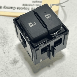 TOYOTA CAMRY 2014-2023 FRONT RIGHT PASSENGER SIDE DOOR LOCK & UNLOCK SWITCH