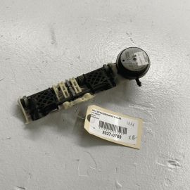 2007-2013 Mercedes S550 CL550 Rear Passenger Seat Headrest Folding Mechanis