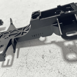 TOYOTA CAMRY 2018-2023 FRONT RIGHT PASSENGER SIDE EXTERIOR DOOR HANDLE BASE