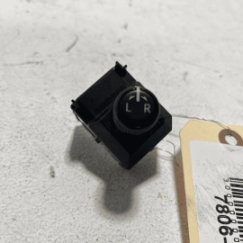 2018-2023 TOYOTA CAMRY SE FRONT LEFT SIDE DOOR OUTER MIRROR CONTROL SWITCH 