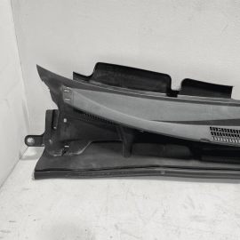 2018-2023 TOYOTA CAMRY WINDSHIELD WIPER COWL VENT GRILLE PANEL COVER TRIM O 2018-2023 TOYOTA CAMRY WINDSHIELD WIPER COWL VENT GRILLE PANEL COVER TRIM O