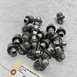 2018 - 2023 TOYOTA CAMRY SE WHEEL RIM LUG NUT BOLT BOLTS OEM SET OF 20