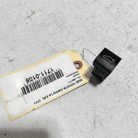 2019 - 2023 TOYOTA CAMRY TRUNK DECK LID RELEASE OPEN OPENER CONTROL SWITCH  2019 - 2023 TOYOTA CAMRY TRUNK DECK LID RELEASE OPEN OPENER CONTROL SWITCH