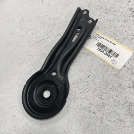 2018-2023 TOYOTA CAMRY REAR PASSENGER SIDE SUSPENSION BRACE BRACKET 1PCS OE