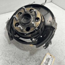 2018 - 2019 TOYOTA CAMRY REAR LEFT DRIVER SIDE SPINDLE KNUCKLE HUB / KNUCKL