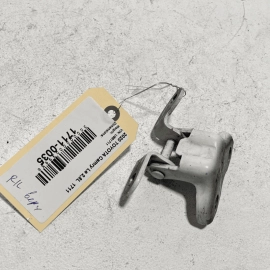 2018-2023 TOYOTA CAMRY REAR LEFT DRIVER SIDE UPPER DOOR HINGE OEM CODE 040 2018-2023 TOYOTA CAMRY REAR LEFT DRIVER SIDE UPPER DOOR HINGE OEM CODE 040