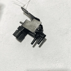 2018 - 2022 TOYOTA CAMRY 2.5L SE ENGINE MOTOR VACUUM VALVE SWITCH OEM