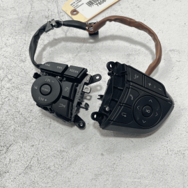 DEFECT! TOYOTA CAMRY STEERING RIGHT AND LEFT SIDE CONTROL SWITCH OEM 2018 -