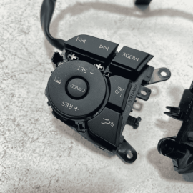 DEFECT! TOYOTA CAMRY STEERING RIGHT AND LEFT SIDE CONTROL SWITCH OEM 2018 -