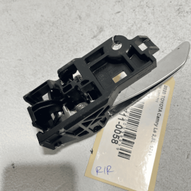 2018 - 2023 TOYOTA CAMRY REAR RIGHT PASSENGER SIDE DOOR INTERIOR HANDLE OEM