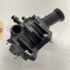 2017 – 2021 BMW 240 XI ENGINE COOLANT THERMOSTAT HOUSING ASSEMBLY MODULE OE