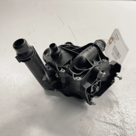 2017 – 2021 BMW 240 XI ENGINE COOLANT THERMOSTAT HOUSING ASSEMBLY MODULE OE