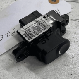 2011-2017 Hyundai Accent Rear Door Switch Assembly-Power Window Sub