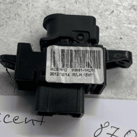 2011-2017 Hyundai Accent Rear Door Switch Assembly-Power Window Sub
