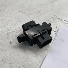 2011-2017 Hyundai Accent Rear Door Switch Assembly-Power Window Sub
