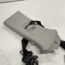 2015 - 2018 AUDI Q3 FRONT RIGHT PASSENGER SEATBELT SEAT BELT RETRACTOR OEM