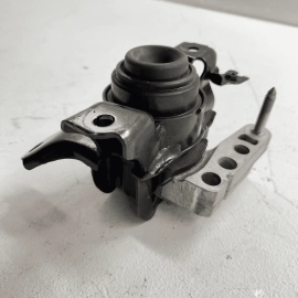 18 - 23 Toyota Camry XSE Front Passenger Engine Frame Mount Bracket Support