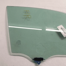 2018 - 2022 TOYOTA CAMRY FRONT RIGHT PASSENGER SIDE DOOR WINDOW GLASS OEM