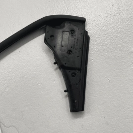 TESLA MODEL S 2012-2020 FRONT PASSENGER SIDE DOOR FORWARD WEATHERSTRIP SEAL