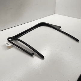 REAR DRIVER SIDE RUN CHANNEL WEATHERSTRIP SEAL OEM Mini Countryman R60 11-2