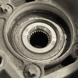Mercedes W221 S550 CL550 Rear Right Passenger Spindle Knuckle Hub OEM 2007-