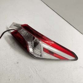 2018-20 Toyota Camry Rear Right Passenger Side Outer TailLight Lamp Assembl