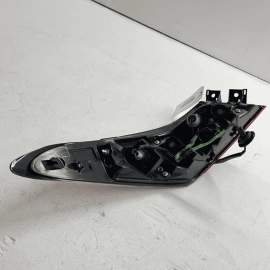2018-20 Toyota Camry Rear Right Passenger Side Outer TailLight Lamp Assembl