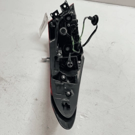 2018-20 Toyota Camry Rear Right Passenger Side Outer TailLight Lamp Assembl