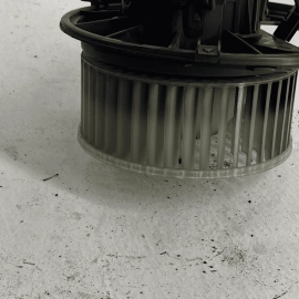 GENUINE 18-21 VW ATLAS AIR CLIMATE CONTROL BLOWER MOTOR FRONT OEM 3QF819021