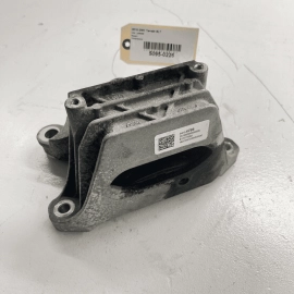 GMC TERRAIN 2018-2020 2.0L AWD LEFT REAR TRANSMISSION MOUNT SUPPORT BRACKET
