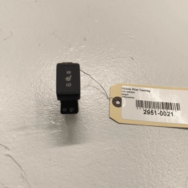 2016 - 2019 Honda Pilot Right Passenger Side Heated Heat Seat Switch Button