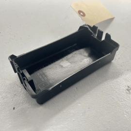 GMC TERRAIN 2018 Chevrolet Equinox FUSE RELAY JUNCTION BLOCK BOX COVER TRIM